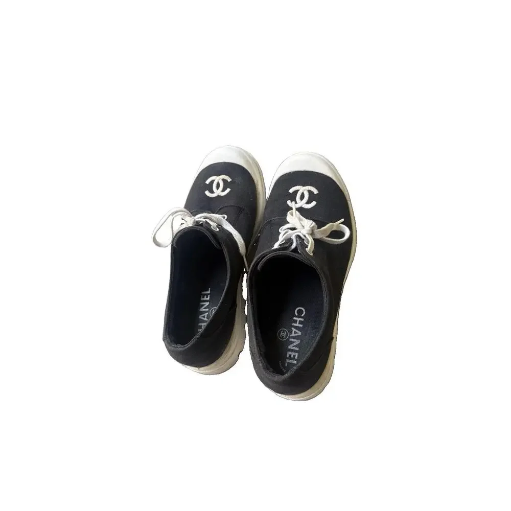 CHANEL authentic cc
